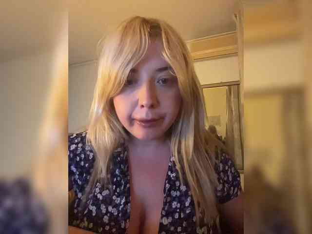 babydnzu1 Live Webcam on BongaCams