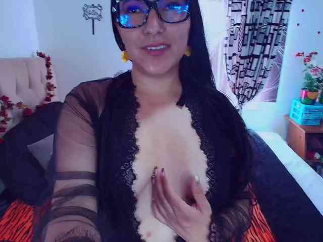 KattyLatina webcam