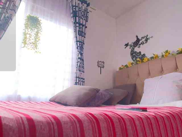 KattyLatina webcam