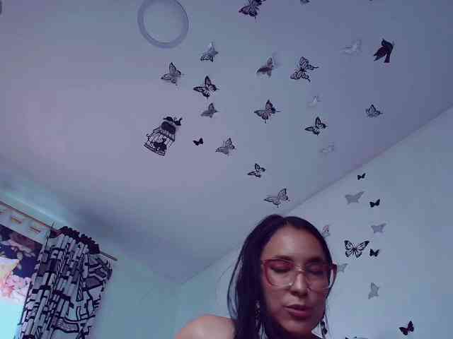 KattyLatina webcam