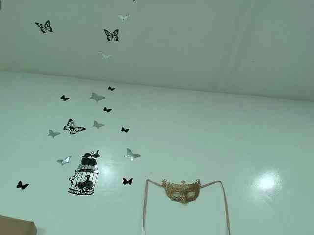 KattyLatina webcam