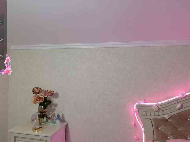 Lucie537 webcam