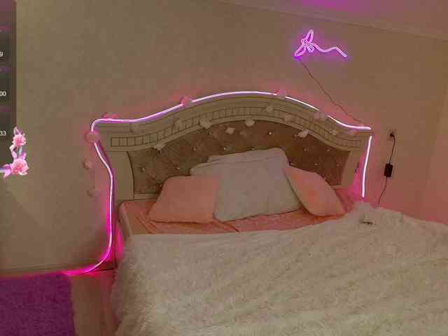 Lucie537 webcam