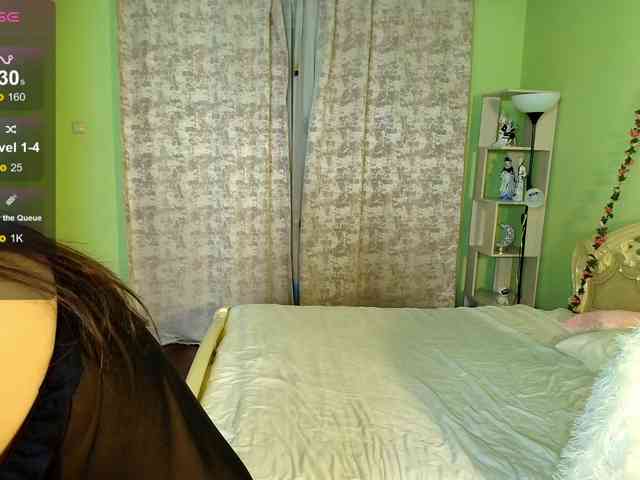 Lucie537 webcam