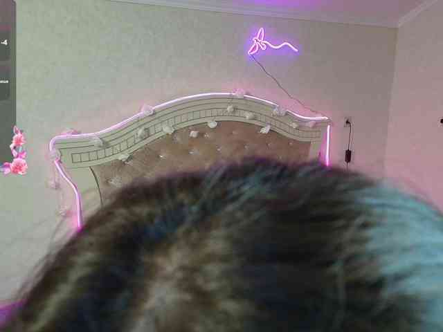 Lucie537 webcam