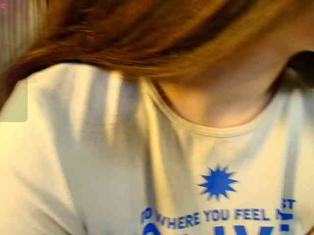 Lucie537 webcam