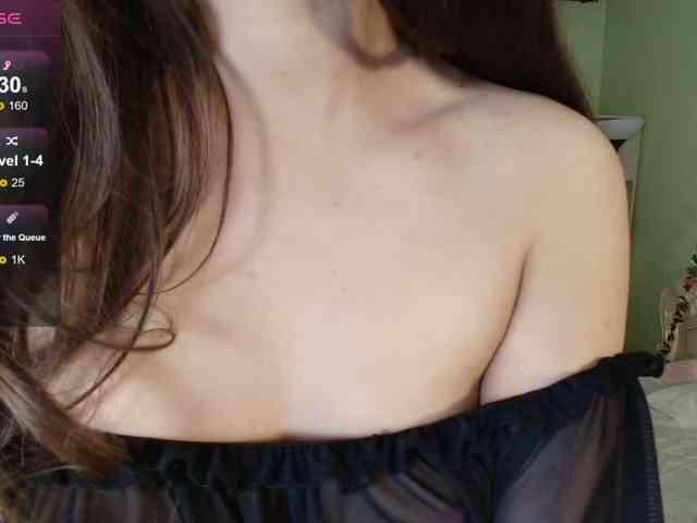 Lucie537 Live Webcam on BongaCams