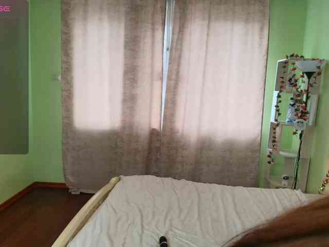 Lucie537 webcam