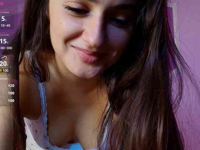 Lucie537 webcam