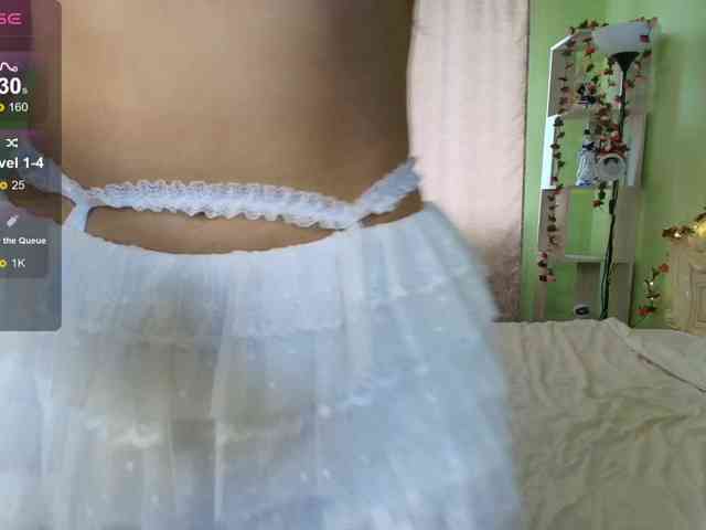 Lucie537 webcam