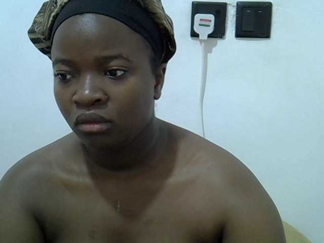 Barbie-Vee's BongaCams show and profile