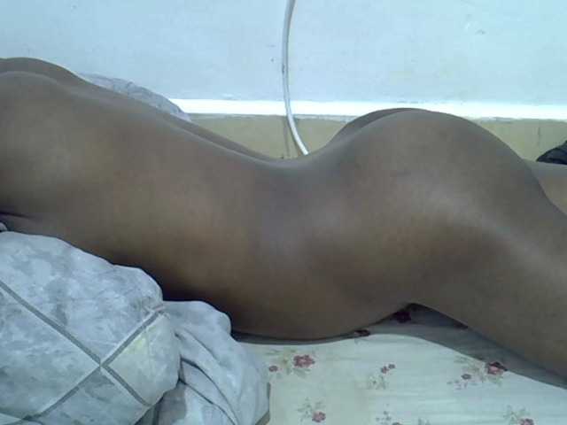 Hot-Jazmin's BongaCams show and profile