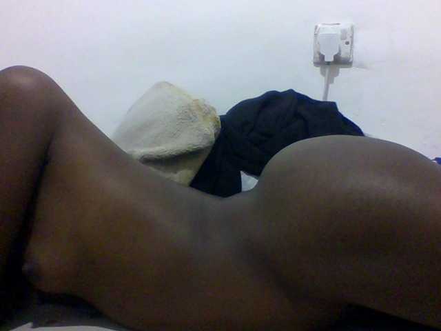 Hot-Jazmin's BongaCams show and profile