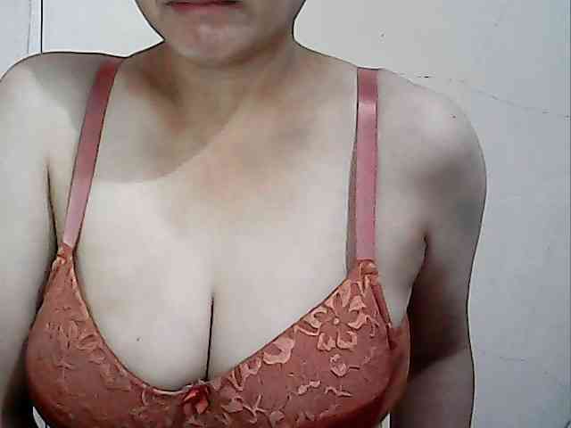 hotbabyasian webcam