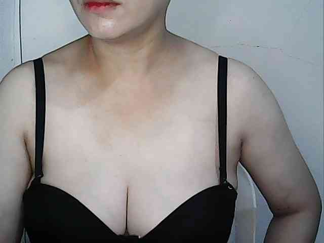 hotbabyasian webcam