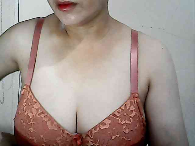 hotbabyasian webcam