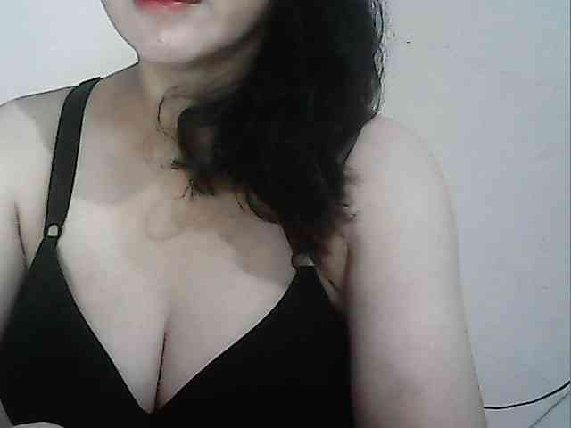 hotbabyasian webcam