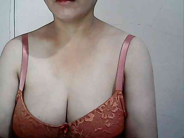 hotbabyasian webcam