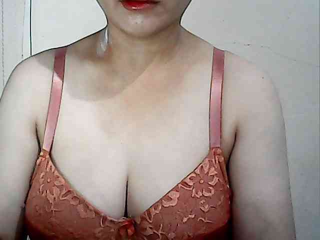 hotbabyasian webcam