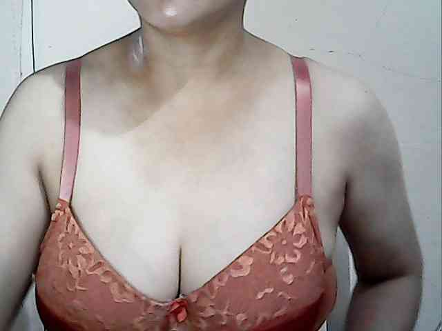 hotbabyasian webcam