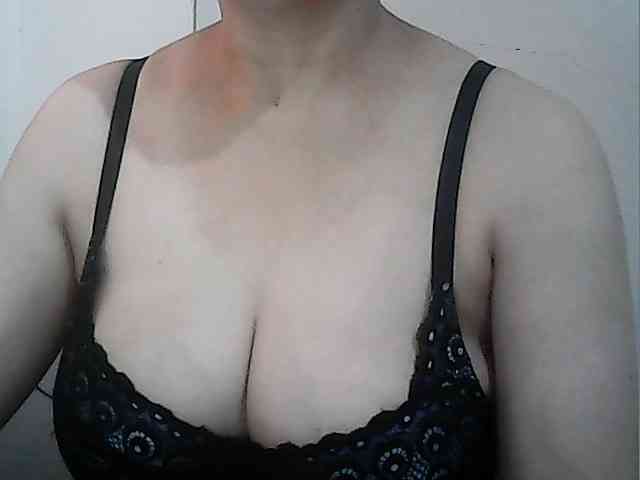 hotbabyasian webcam