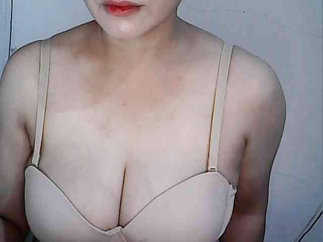 hotbabyasian
