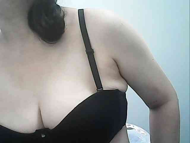 hotbabyasian webcam