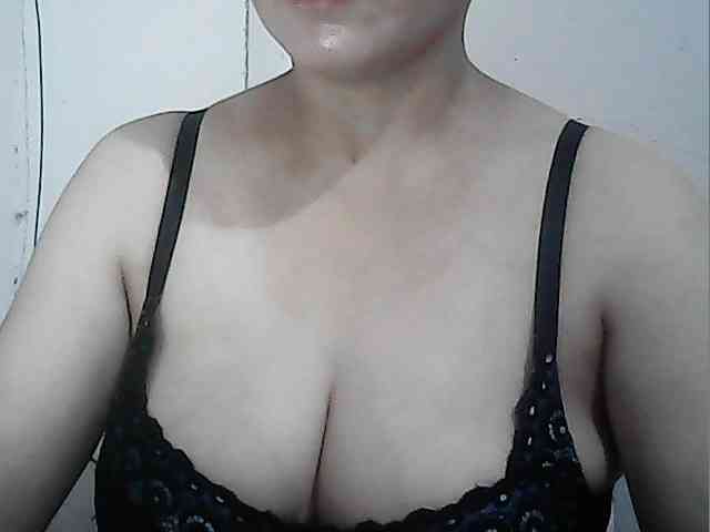 hotbabyasian webcam
