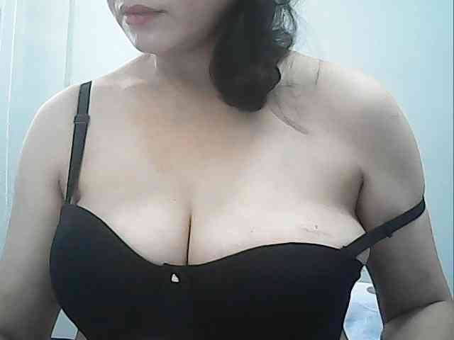 hotbabyasian webcam