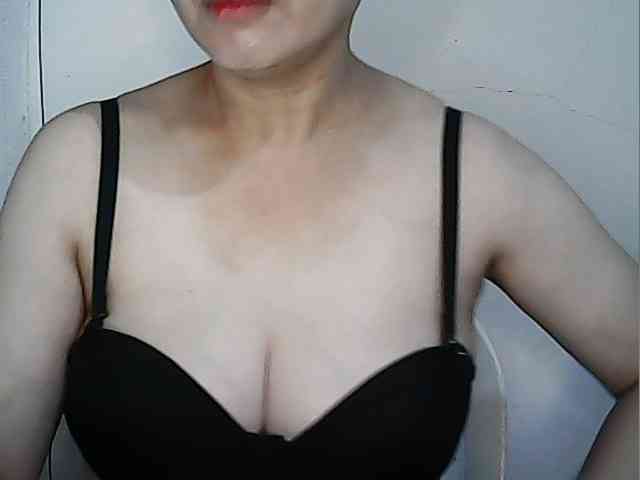 hotbabyasian webcam