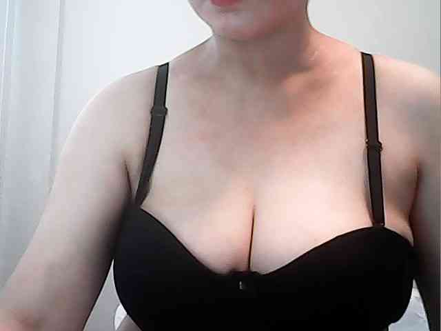 hotbabyasian webcam