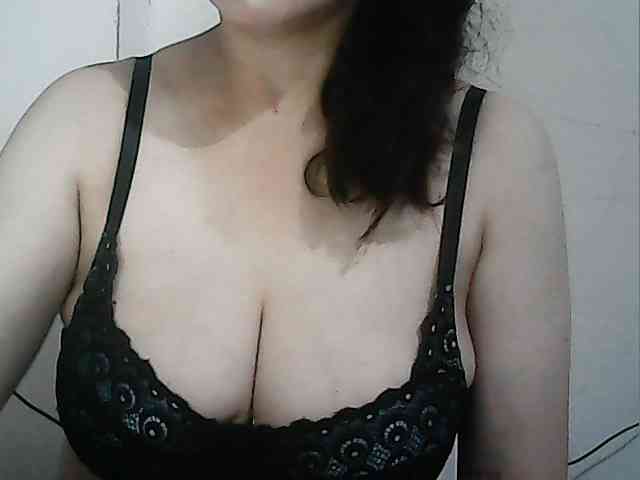 hotbabyasian webcam