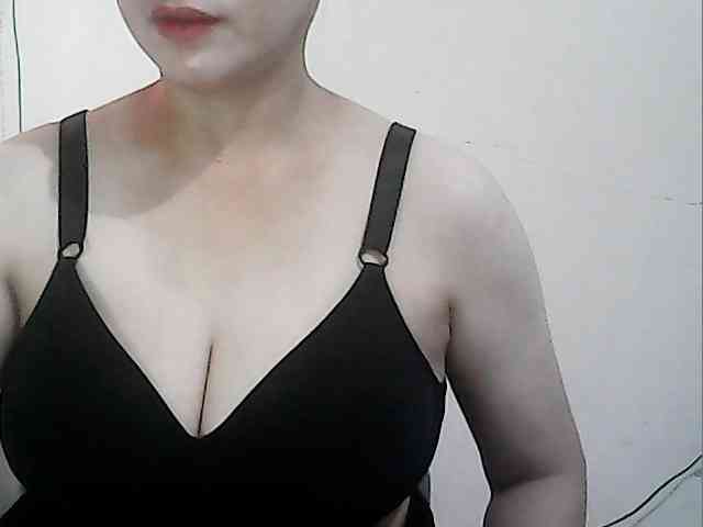 hotbabyasian webcam