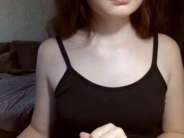 Maddy18 webcam