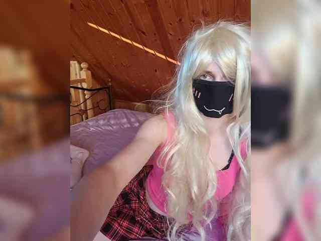 YourNastyawebk webcam