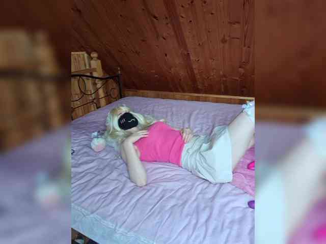 YourNastyawebk webcam