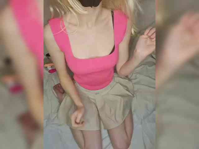 YourNastyawebk webcam