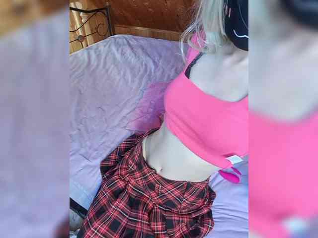 YourNastyawebk webcam