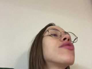 v_-_-_v Porn Show