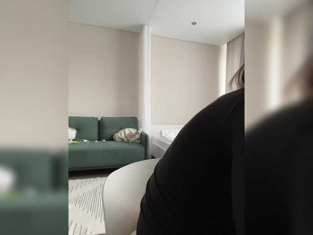 IRAONIC's BongaCams show and profile