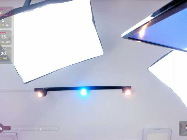 RossieSmith's BongaCams show and profile