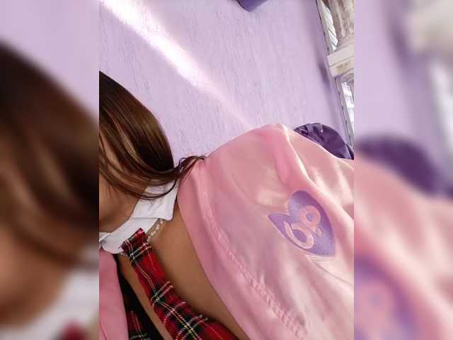 RossieSmith's BongaCams show and profile