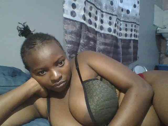 Hot-Melanin1 webcam