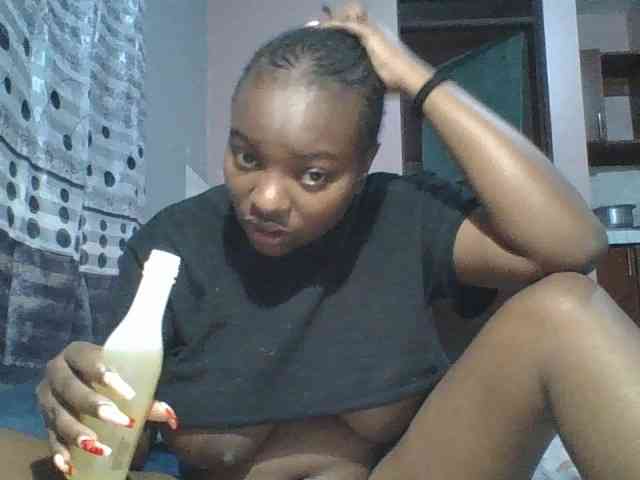 Hot-Melanin1 webcam