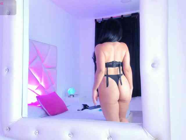 MelodyNahomi webcam