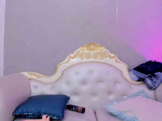 EvelynHarpee webcam