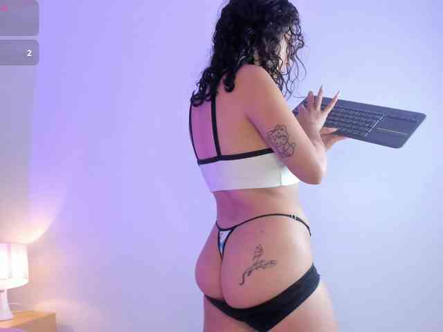 EvelynHarpee webcam