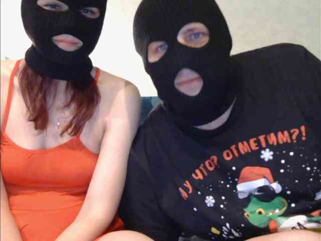 amodestcouple1 webcam