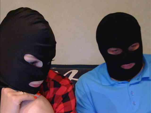 amodestcouple1 webcam