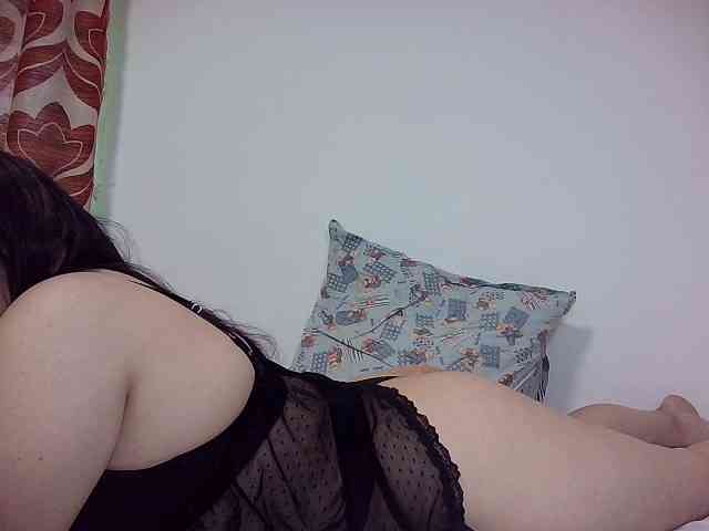 ZaraBabbyLOVE webcam
